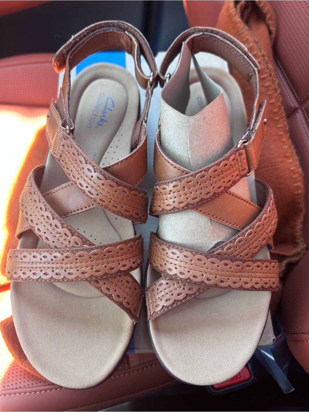 Clarks Women’s Laurieann Rena Brown Leather Strappy Sandals size 9 wide NWT